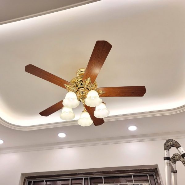 quạt trần tích hợp đèn